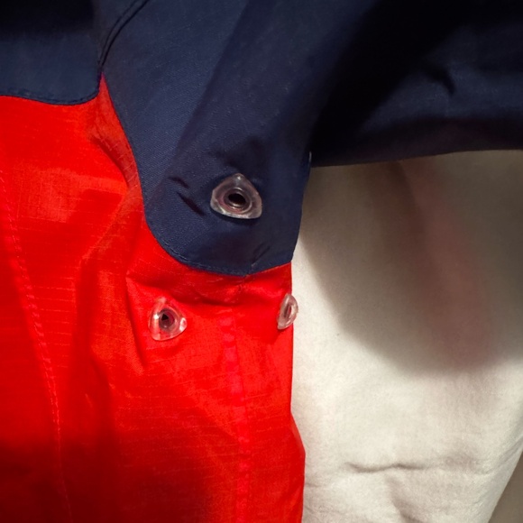 L.L. Bean Toddlers' Discovery EUC Rain Jacket Colorblock, Size 2T, (Red/Blue) - Picture 7 of 14